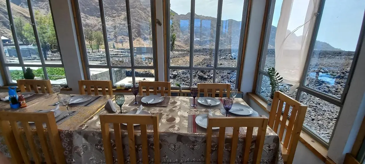 Casa Adriano & Filomena Bed & Breakfast Portela Cape Verde